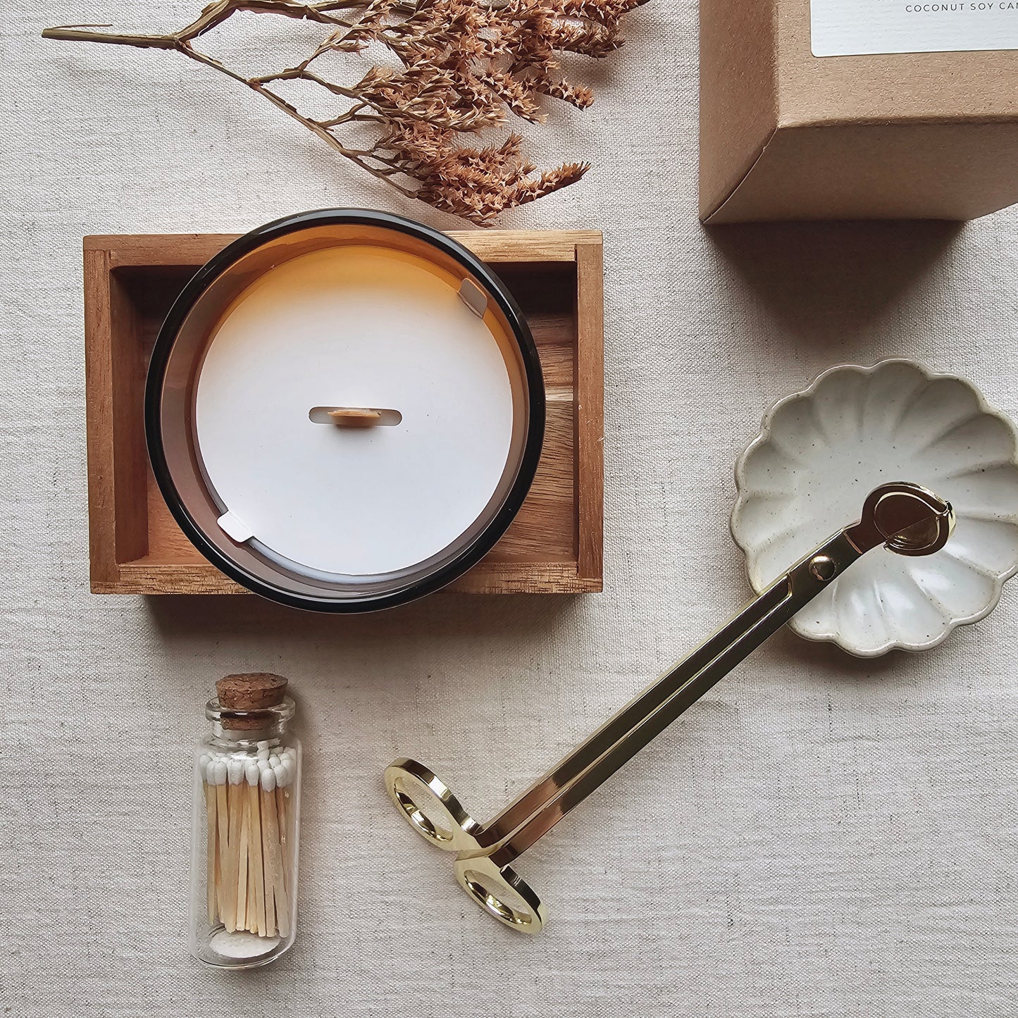 GATHERED Door County 7 oz Candle in Apple Clove + Cedar