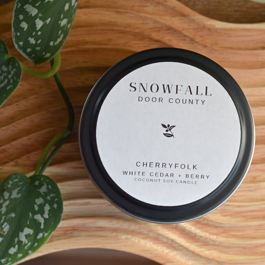 SNOWFALL White Cedar + Berry Candle
