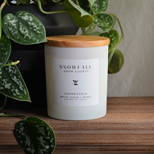 SNOWFALL Candle White Cedar + Berry